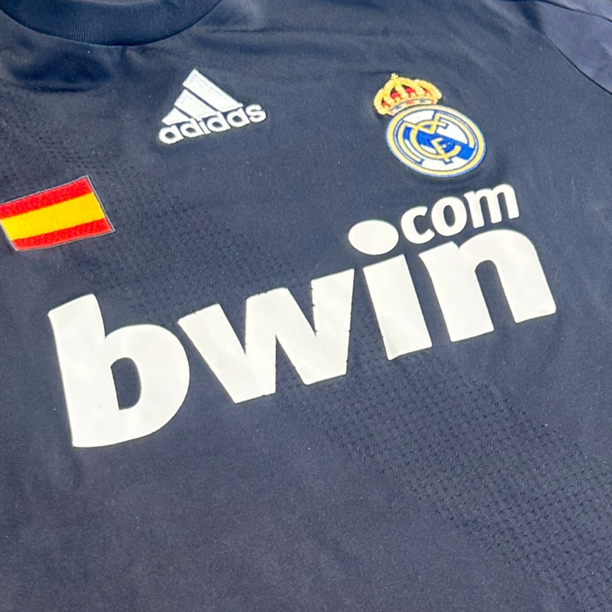 Real Madrid 2008/09 Away - v. Nistelrooy 17 (Medium) - KITLAUNCH