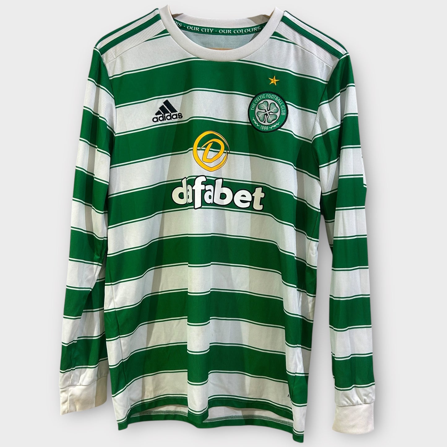 Celtic FC 2021/22 Home Long Sleeve (Medium)