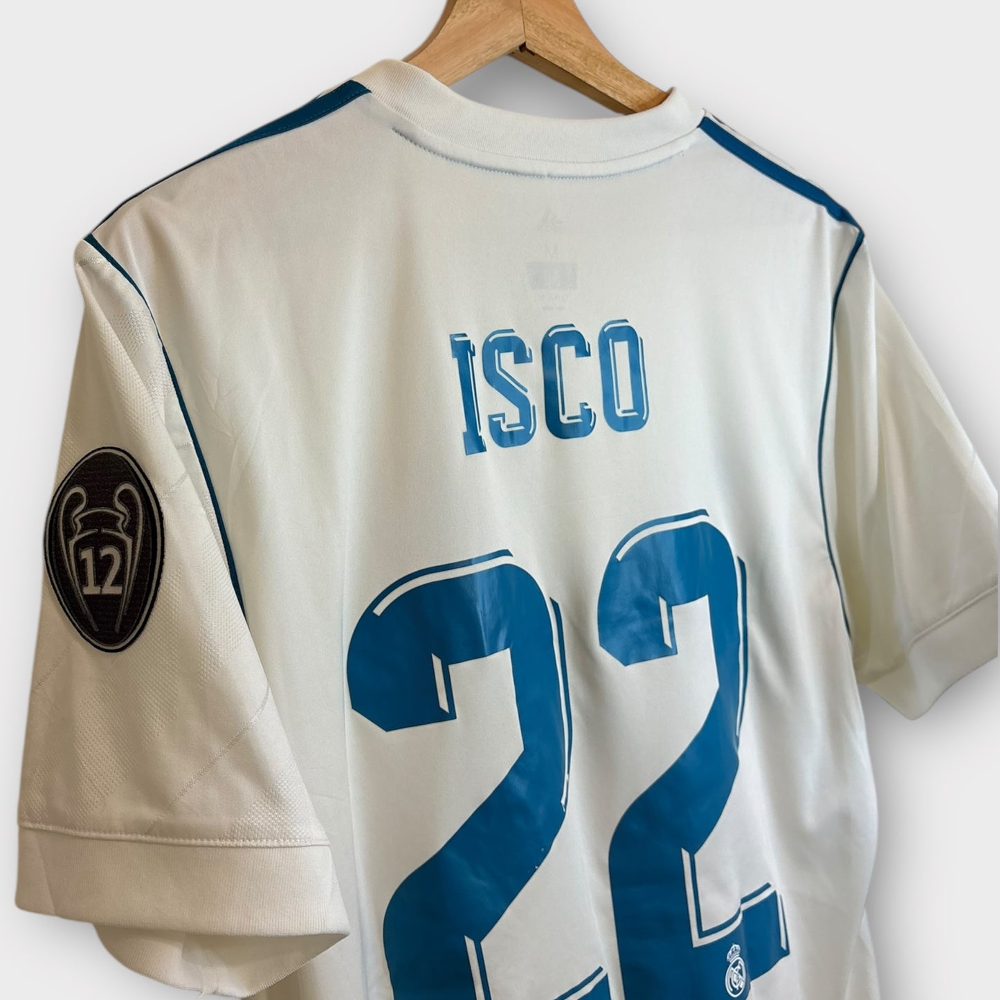 Real Madrid 2017/18 Home - Isco 22 (Medium)