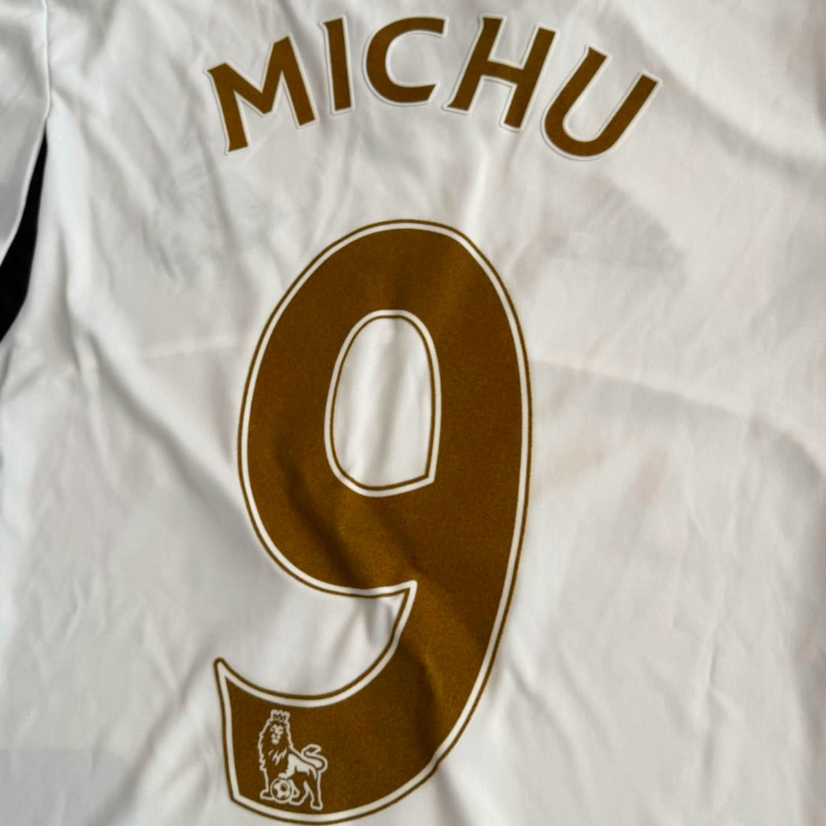 Swansea AFC 2013/14 Home - Michu 9 (Small)