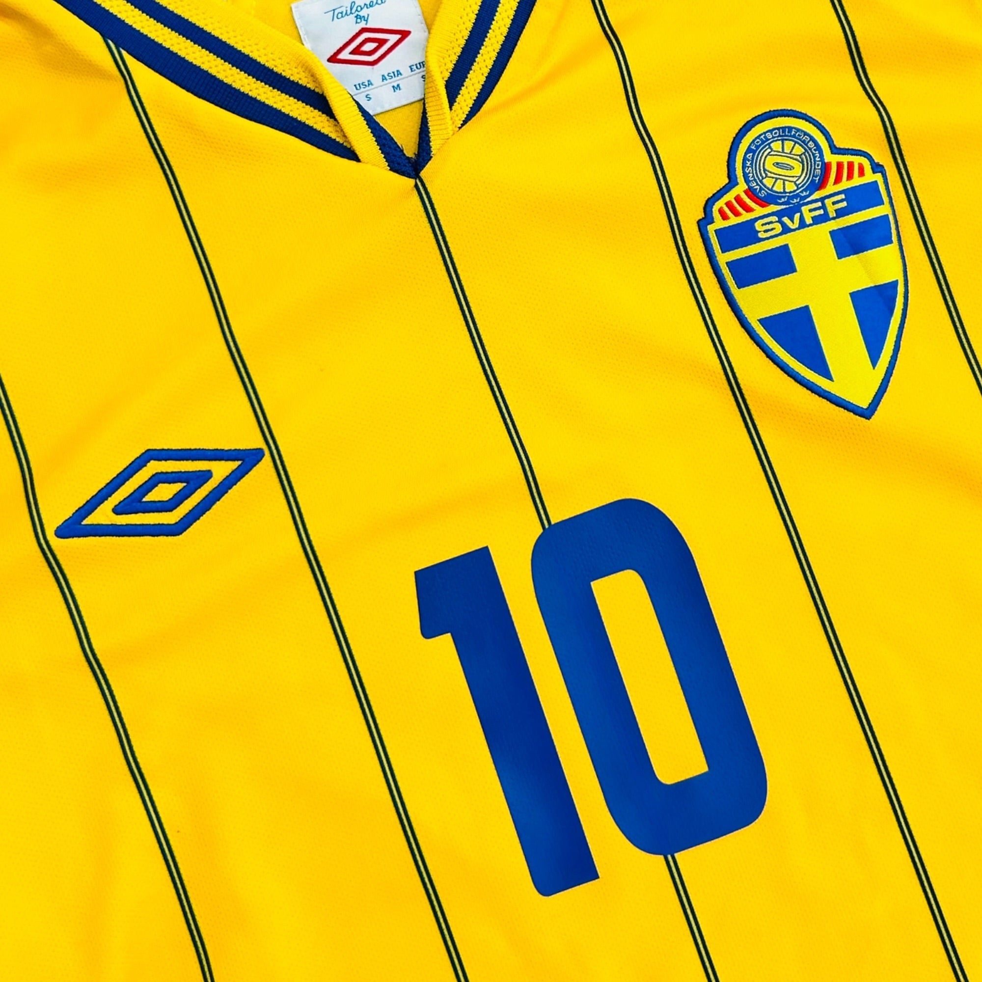 Sweden 2012 Home - Ibrahimovic 10 (Small)