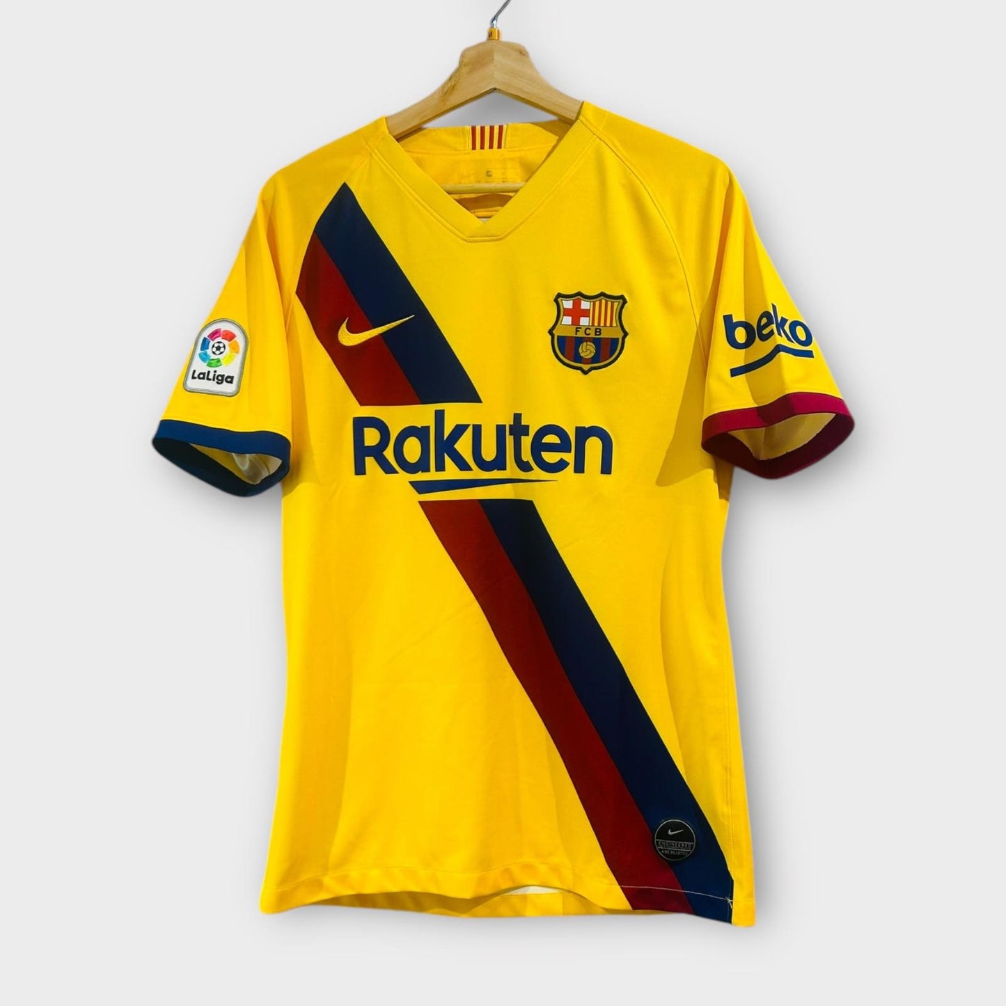 FC Barcelona 2019/20 Away - Messi 10 (Medium)