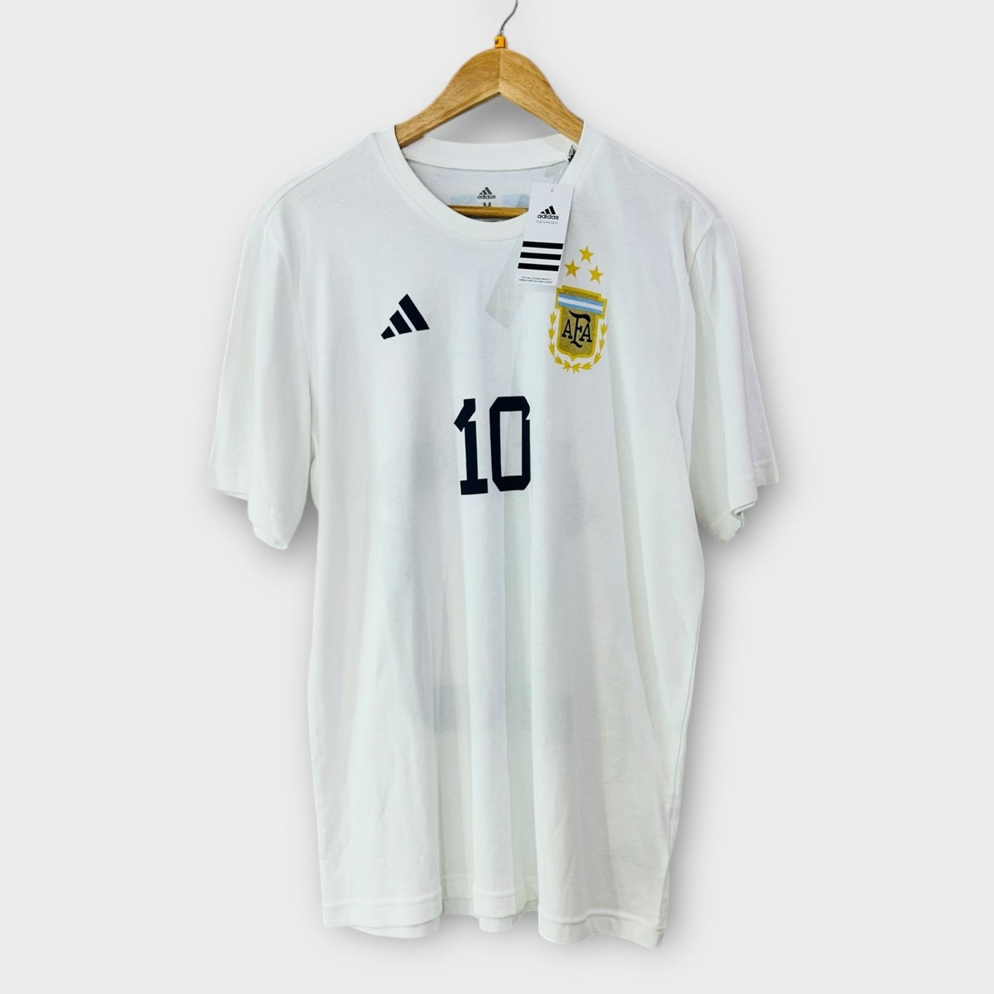 Argentina 2022 WC Champions Messi T-Shirt (Medium)