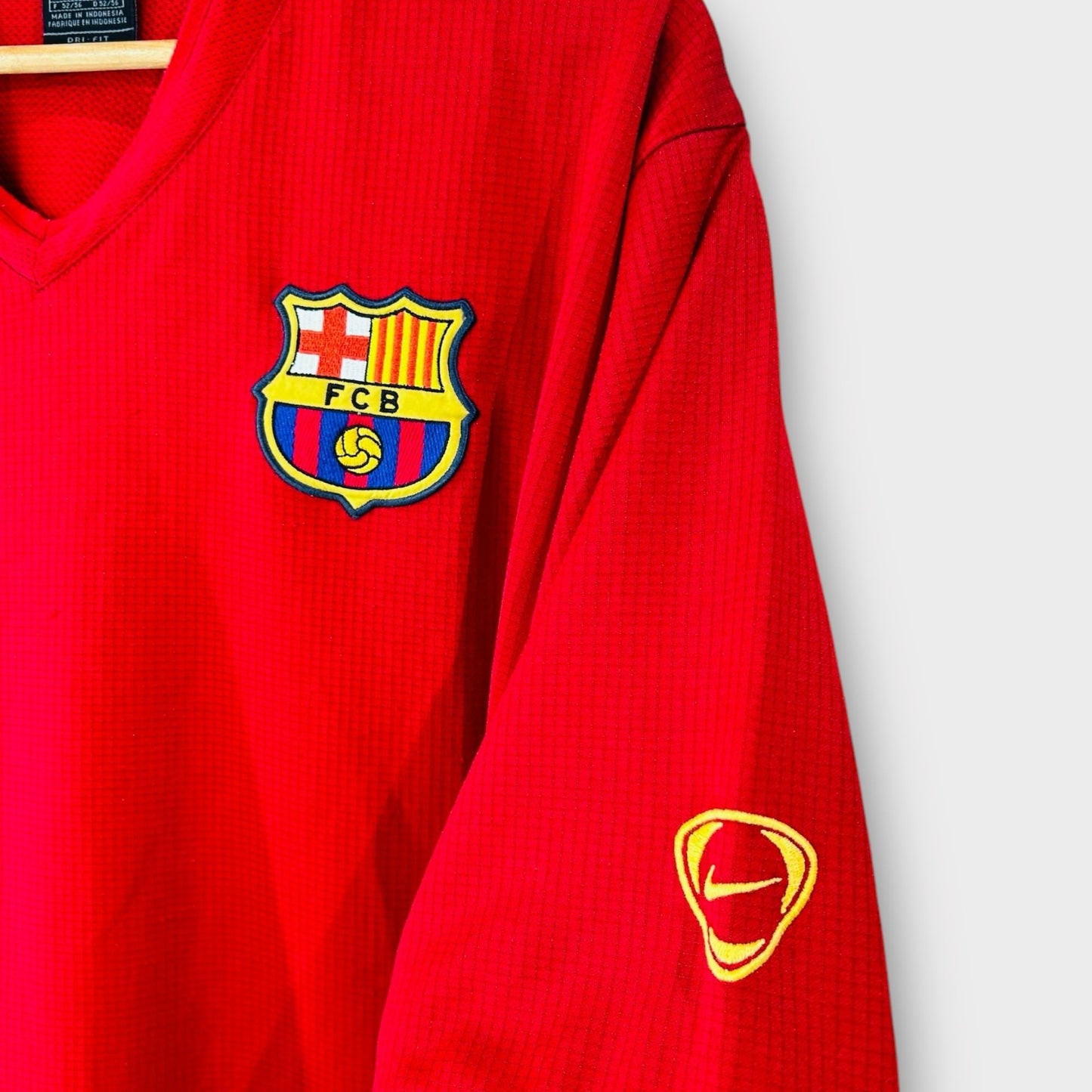 FC Barcelona 2003/04 Nike Pre-match (Large)