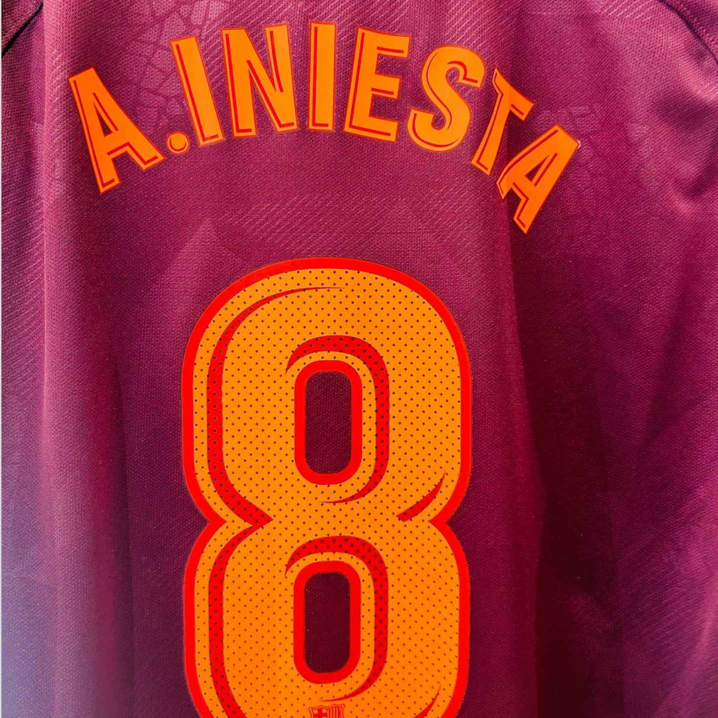 FC Barcelona 2017/18 3rd - Iniesta 8 (Large)