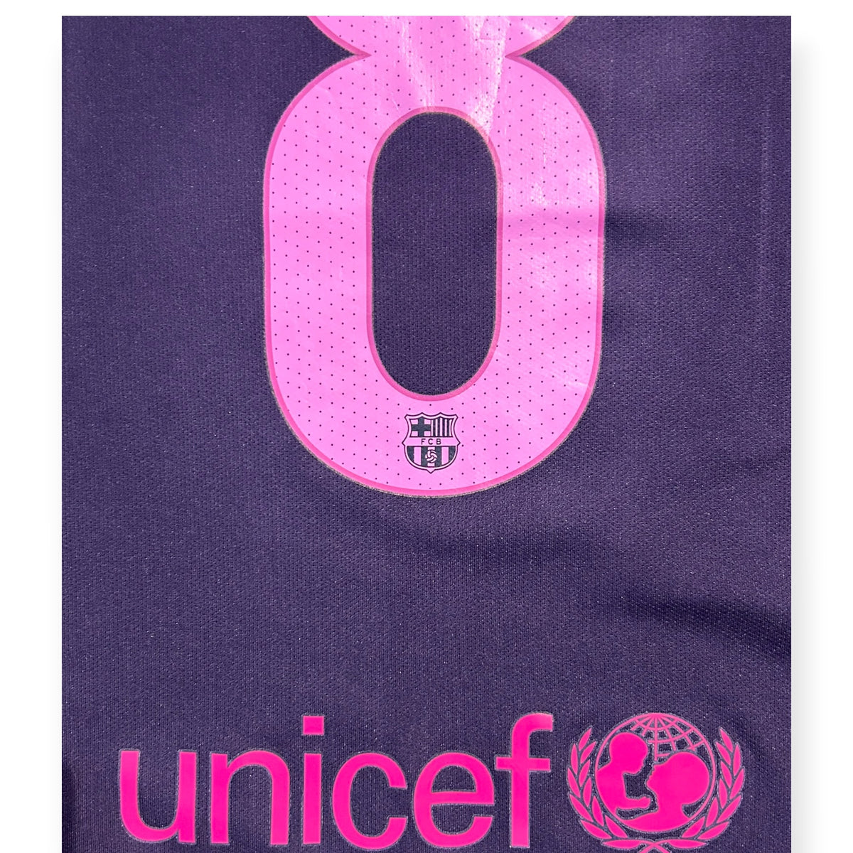 FC Barcelona 2016/17 Away - Iniesta 8 (Medium) - KITLAUNCH