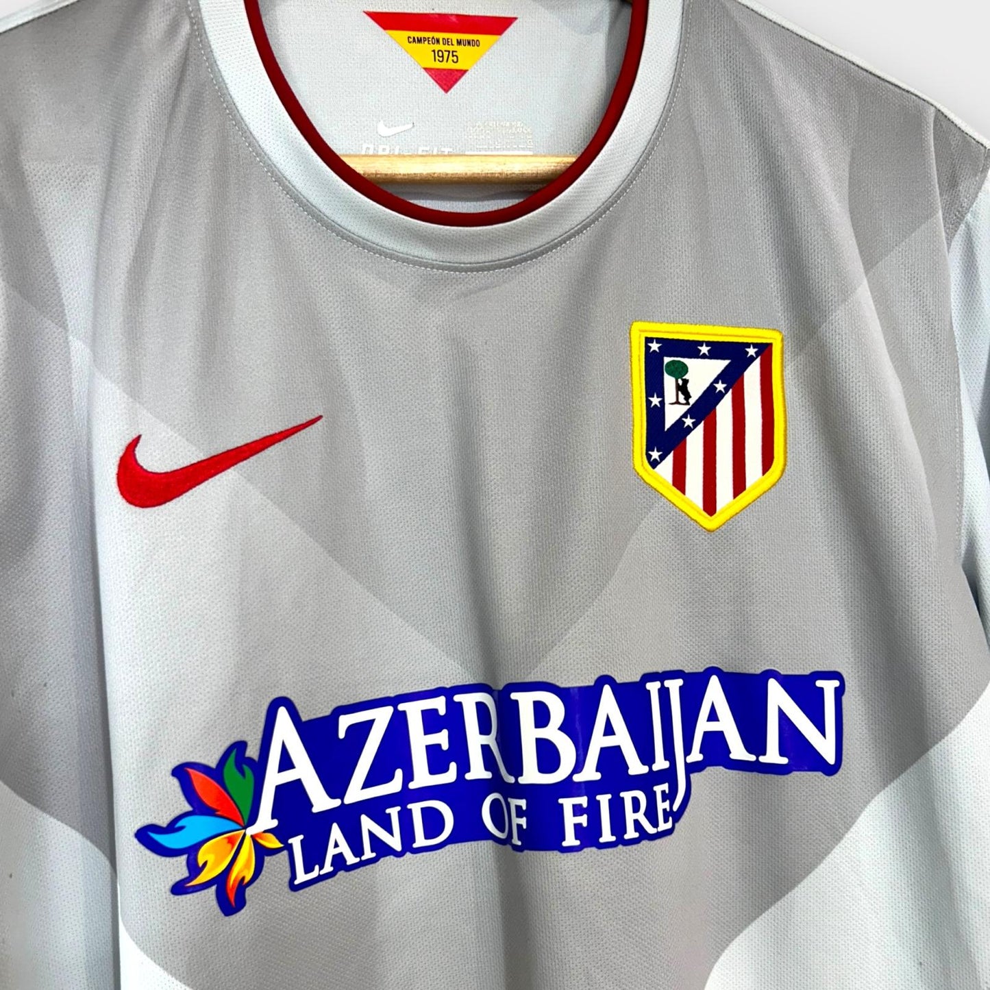 Atlético Madrid 2014/15 Away - Godín 2 (Large)